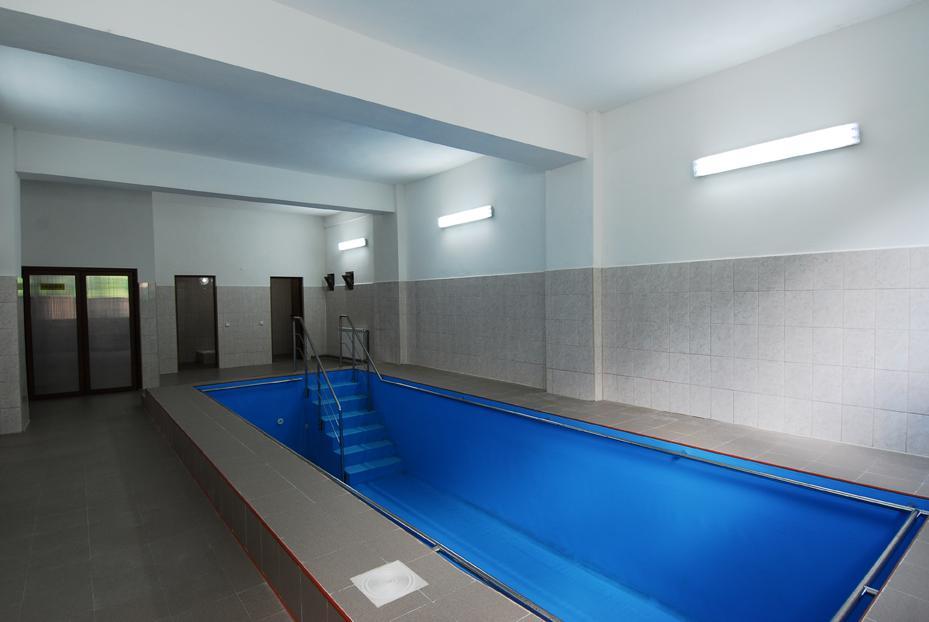Hotel Sara'S Sons Băile Herculane Zewnętrze zdjęcie